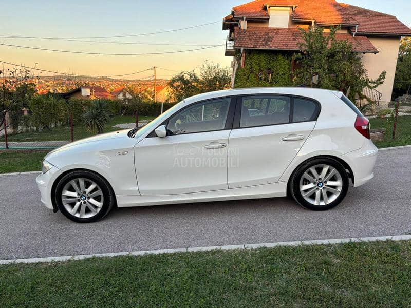 BMW 123  BMW 123