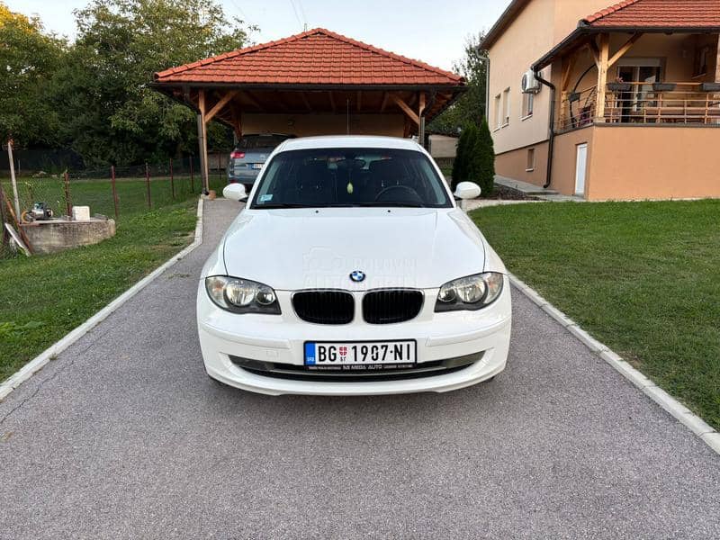 BMW 123  BMW 123
