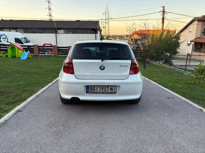 BMW 123  BMW 123