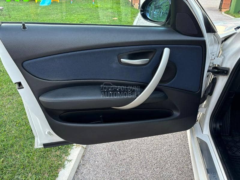 BMW 123  BMW 123