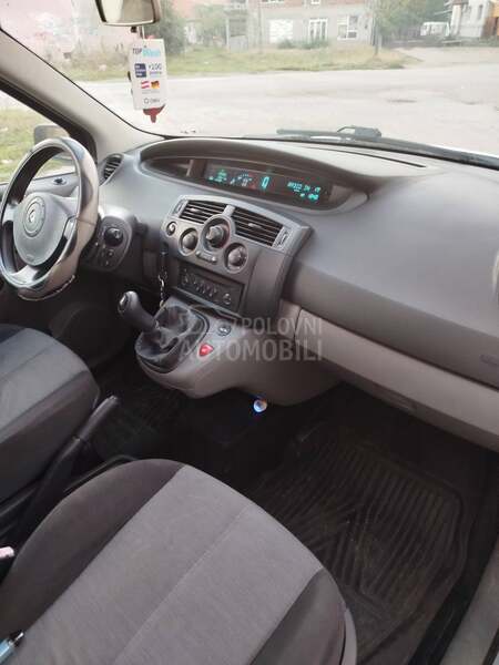 Renault Scenic T E K  R E G