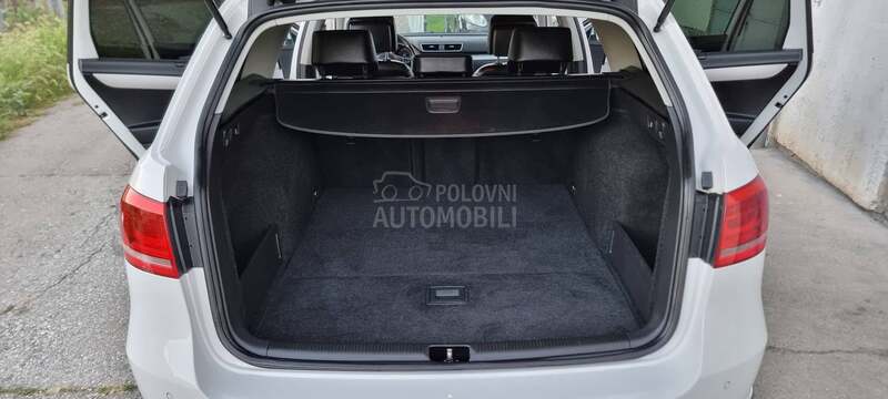 Volkswagen Passat B7 2.0 DSG highline