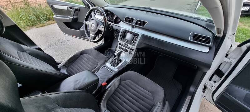 Volkswagen Passat B7 2.0 DSG highline