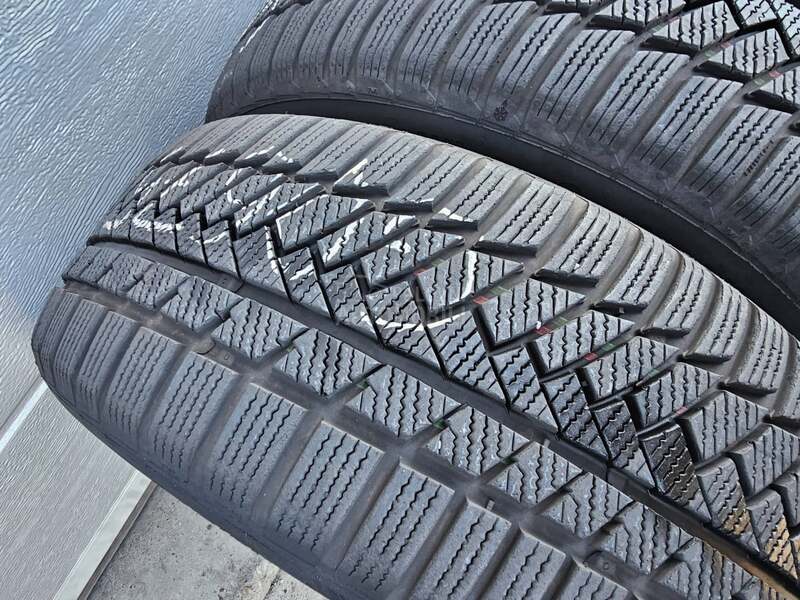 Continental 225/55 R17 Zimska