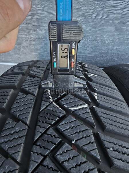 Continental 225/55 R17 Zimska