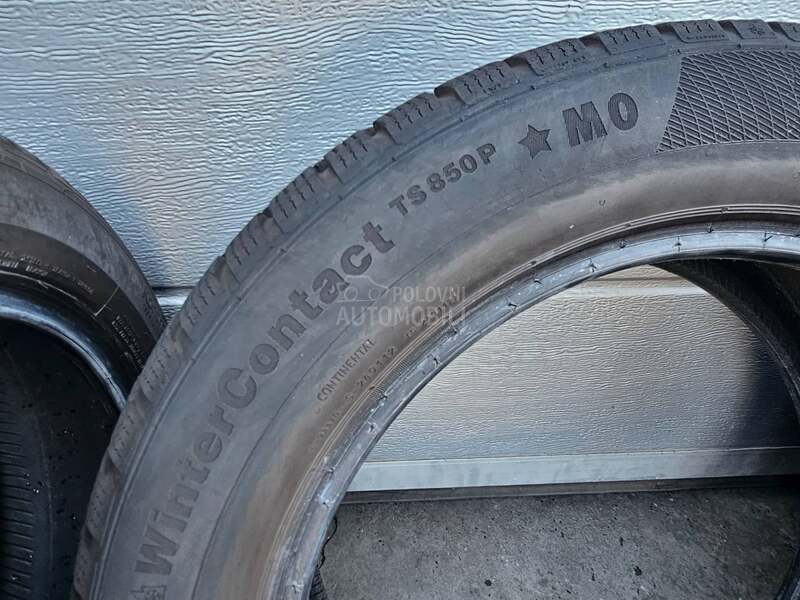 Continental 225/55 R17 Zimska