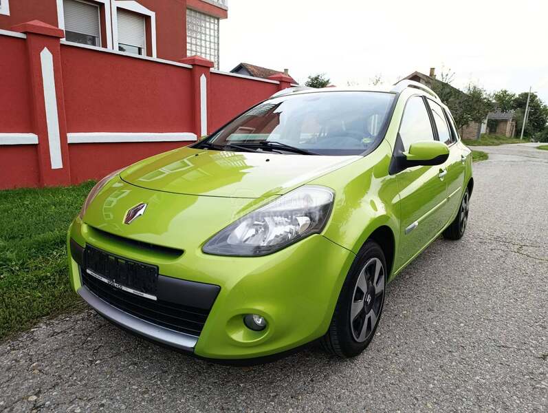 Renault Clio 1.2 Voyage Op is
