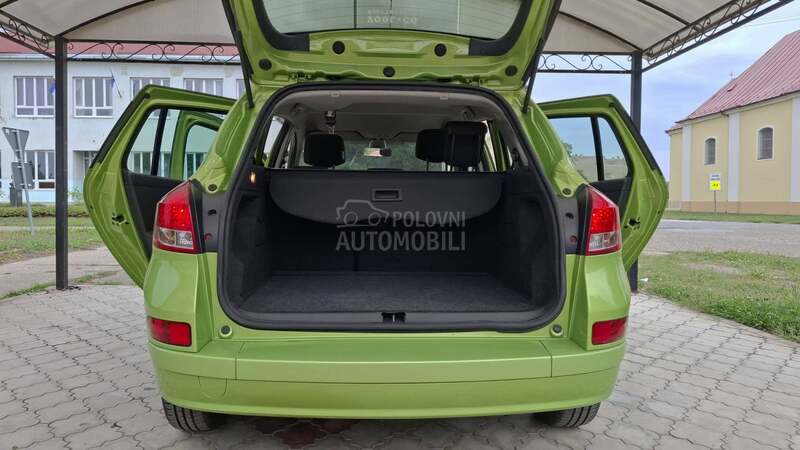 Renault Clio 1.2 Voyage Op is