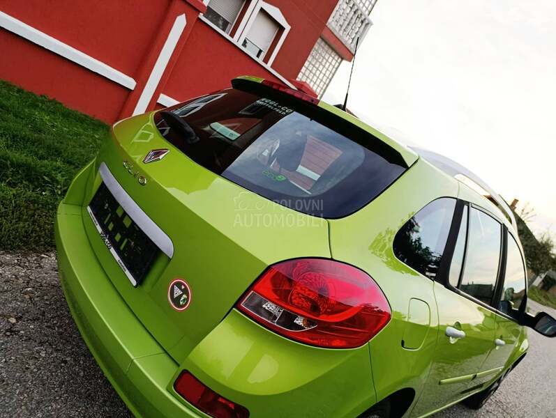 Renault Clio 1.2 Voyage Op is