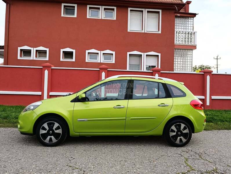 Renault Clio 1.2 Voyage Op is