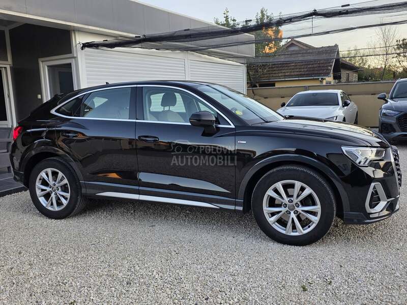 Audi Q3 SB MATRIX S-LINE
