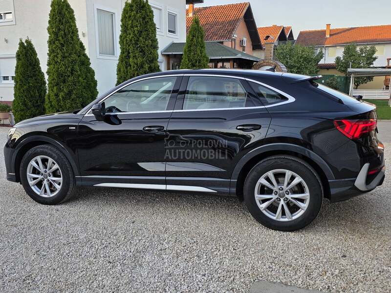 Audi Q3 SB MATRIX S-LINE