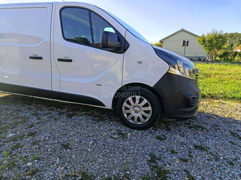 Opel Vivaro L2H1