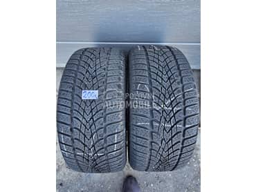Dunlop 245/45 R17 Zimska