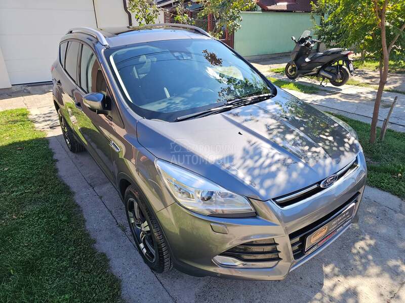 Ford Kuga 2.0Tdci TITANIUM CH