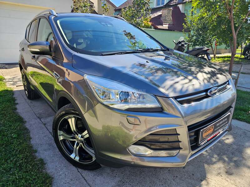 Ford Kuga 2.0Tdci TITANIUM CH