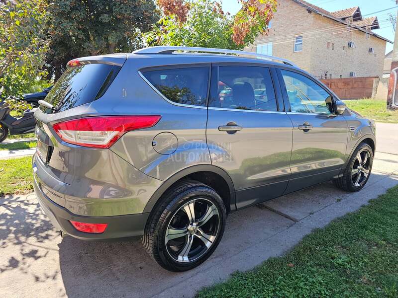 Ford Kuga 2.0Tdci TITANIUM CH