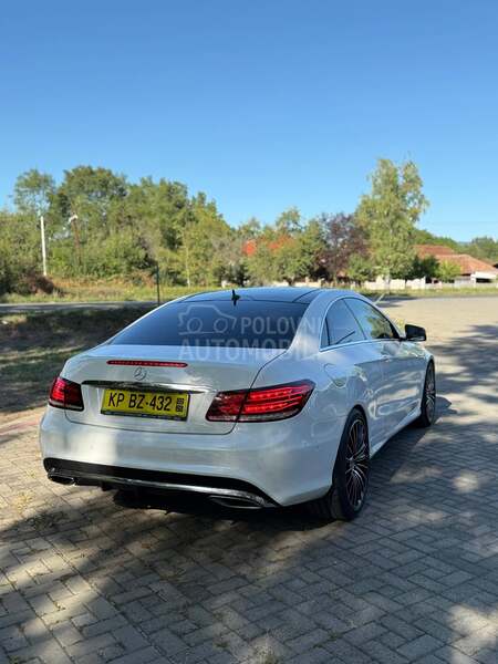 Mercedes Benz E 350 3.0