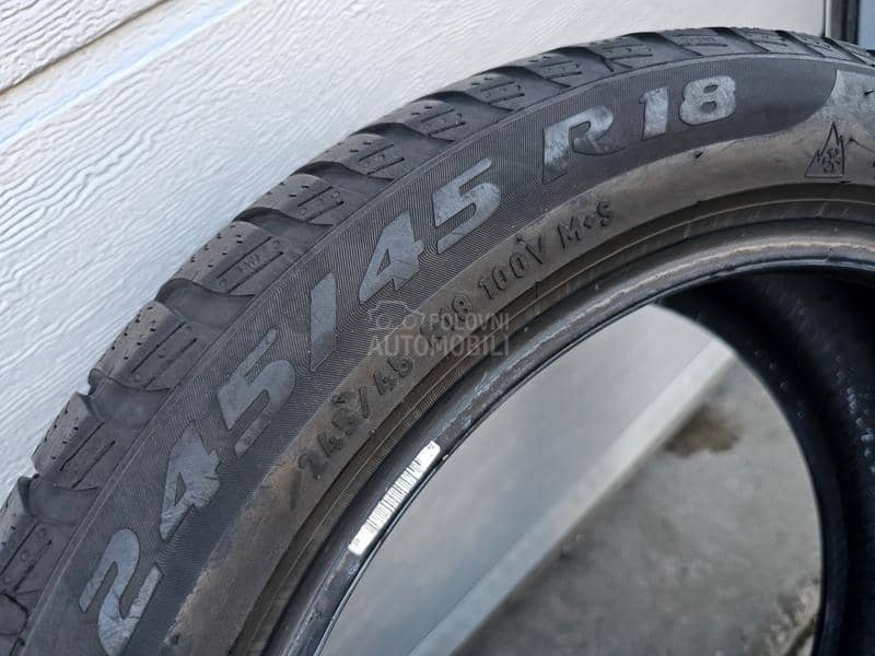 Pirelli 245/45 R18 Zimska