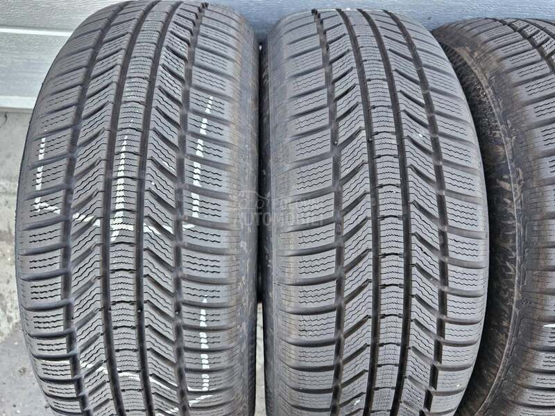 Continental 235/60 R18 Zimska