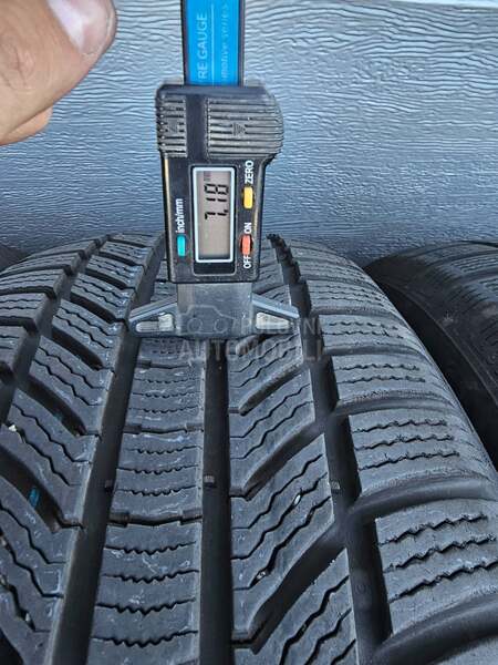 Continental 235/55 R18 Zimska