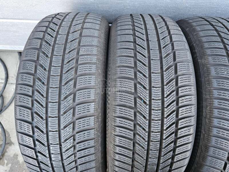 Continental 235/55 R18 Zimska