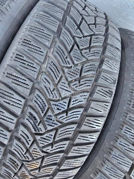 Dunlop 205/55 R17 Zimska