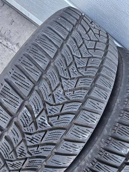 Dunlop 205/55 R17 Zimska