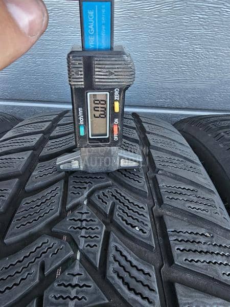 Dunlop 205/55 R17 Zimska