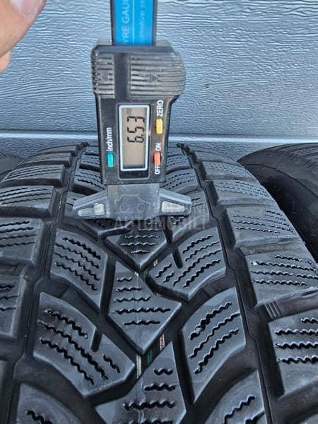 Dunlop 205/55 R17 Zimska