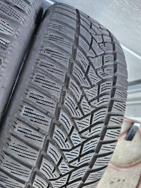 Dunlop 205/55 R17 Zimska