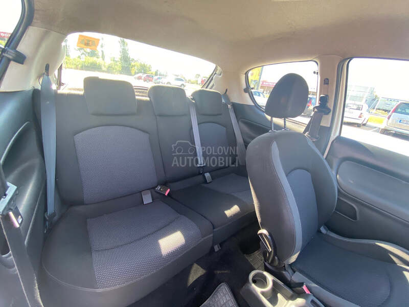 Peugeot 206 plus 1.1 3t
