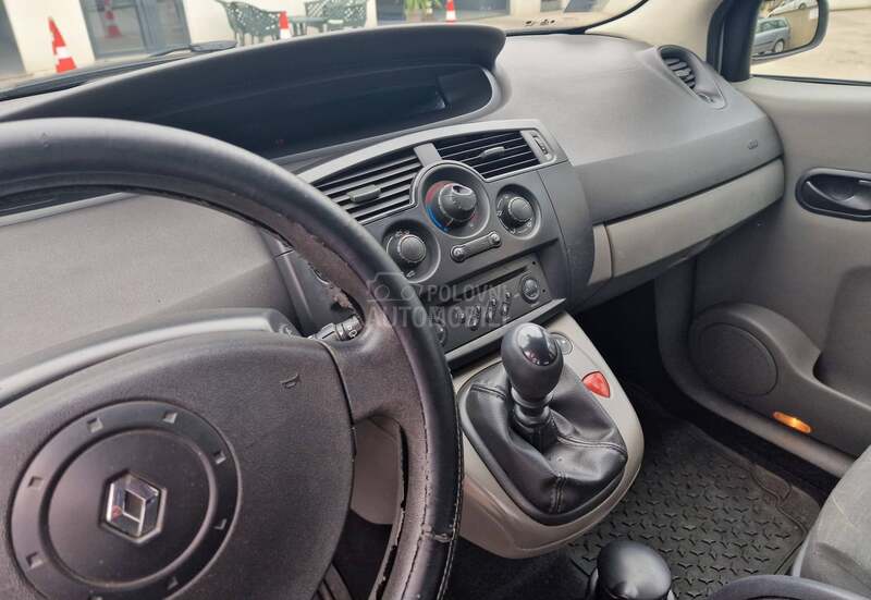 Renault Scenic 1.5 DCI