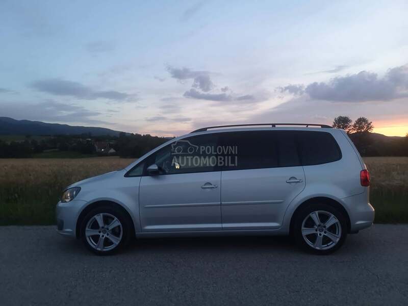 Volkswagen Touran tsi