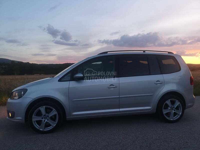 Volkswagen Touran tsi