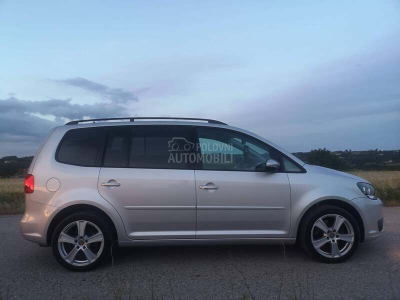 Volkswagen Touran tsi
