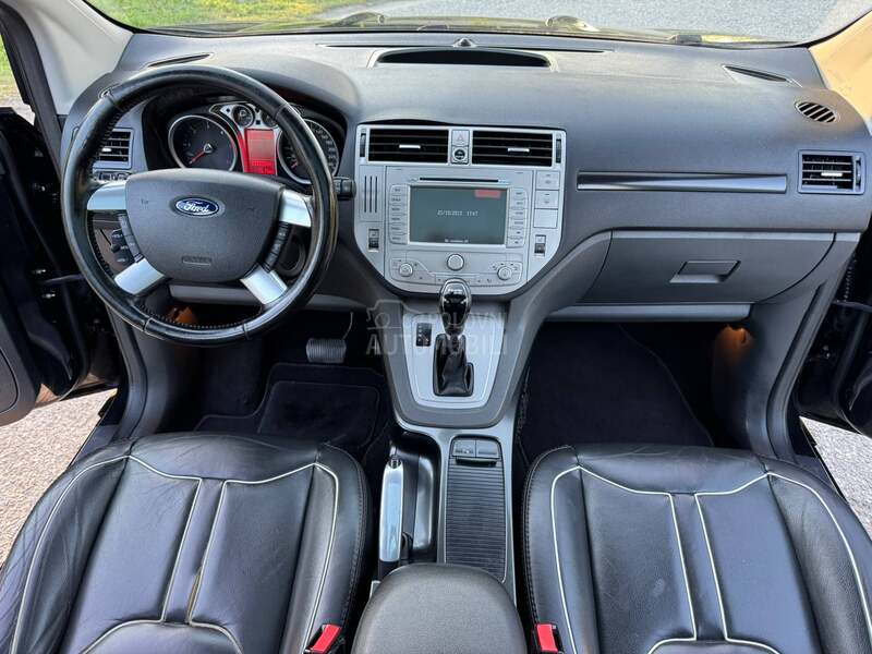 Ford Kuga INDIVIDUAL/0RG. K.M.