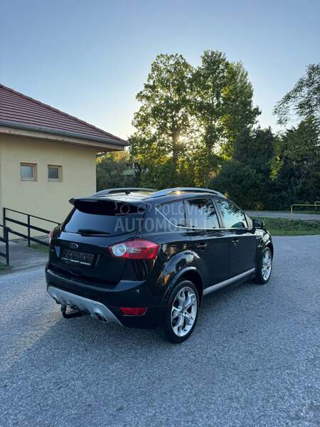 Ford Kuga INDIVIDUAL/0RG. K.M.