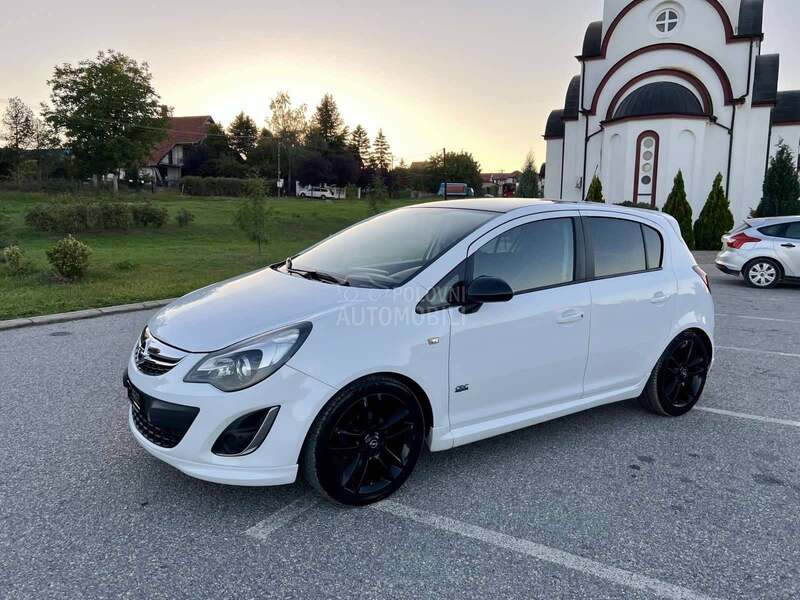 Opel Corsa D OPC LINE CH