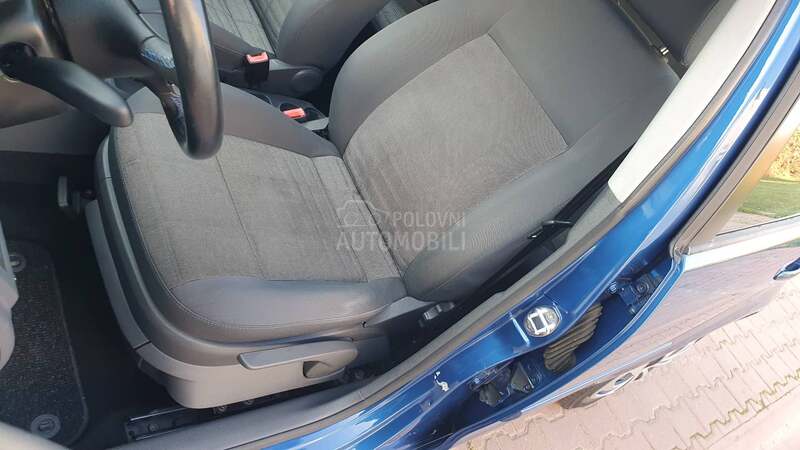 Volkswagen Polo 1.2, b.e.n.z.i.n.