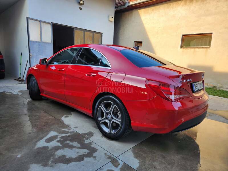 Mercedes Benz CLA 180 
