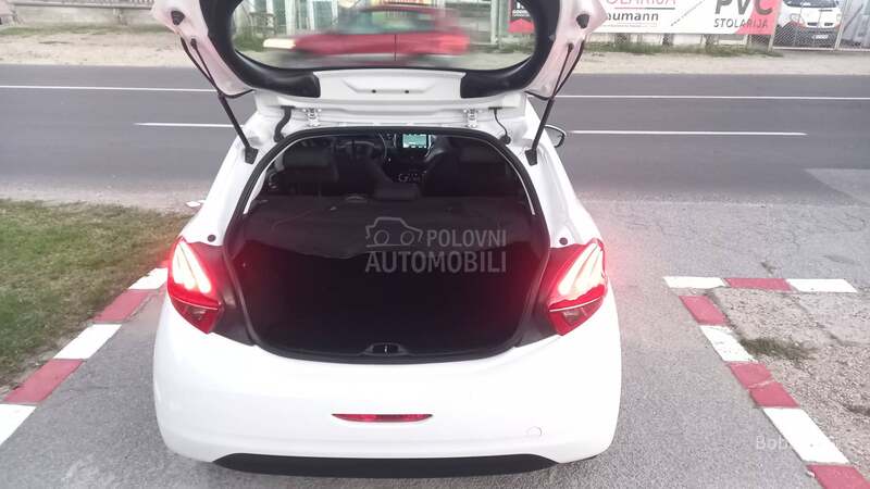 Peugeot 208 1.4 hdi
