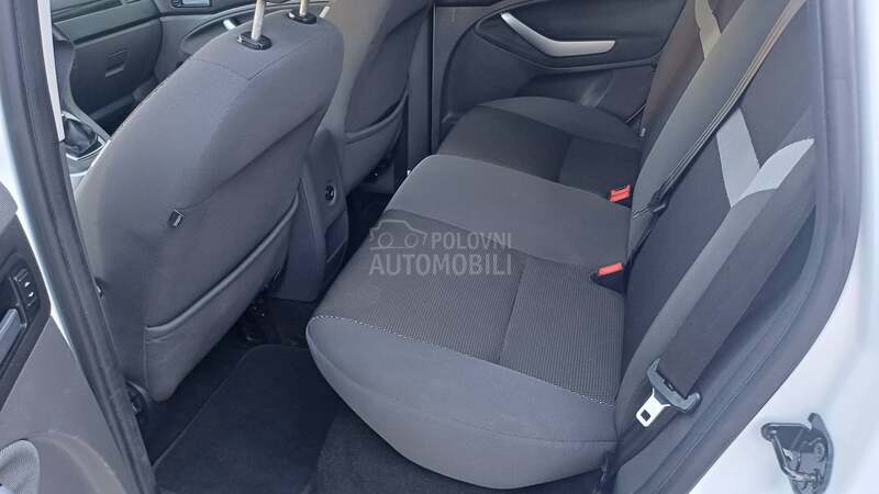 Ford Kuga titanium nov nov