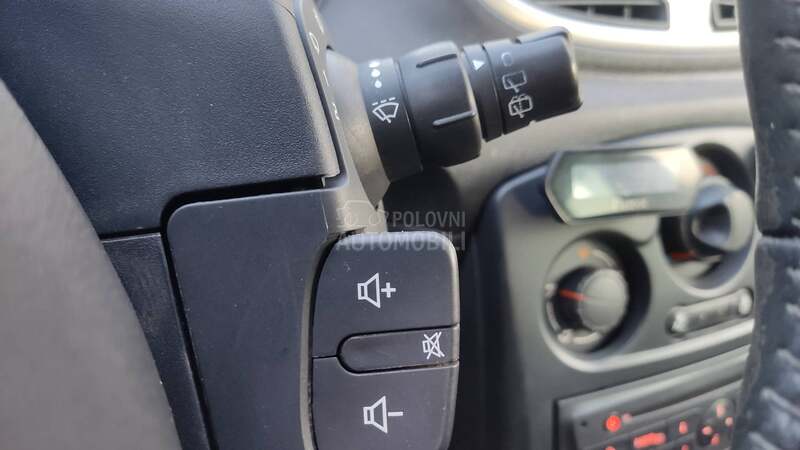 Renault Clio 1.5 DCI TomTom