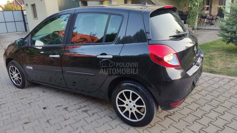 Renault Clio 1.5 DCI TomTom