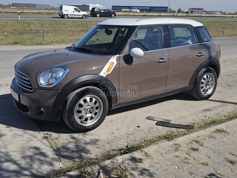MINI Countryman COOPER D ALL4