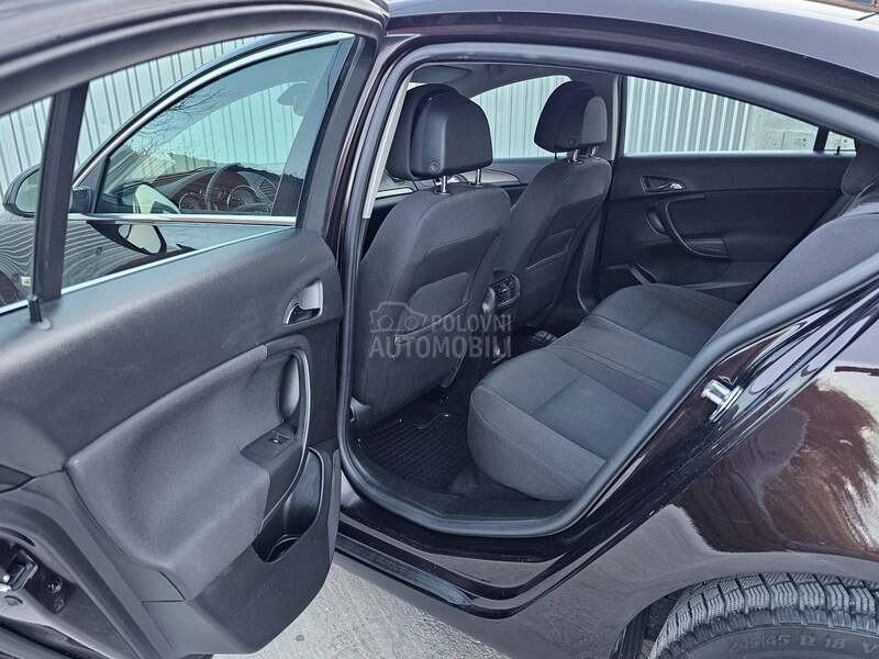 Opel Insignia 2.0 cdti/AUT0MATIK/