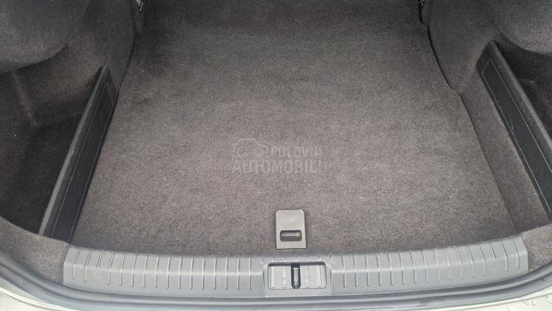 Volkswagen Passat B8 1.6tdi led dioda...