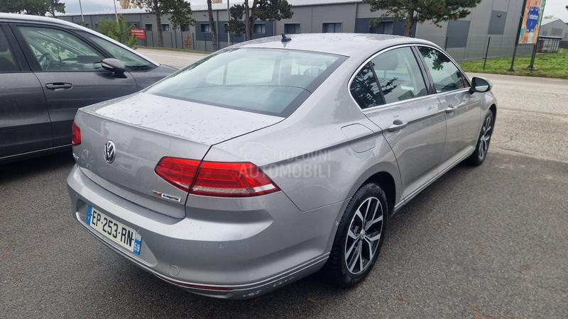Volkswagen Passat B8 1.6tdi led dioda...