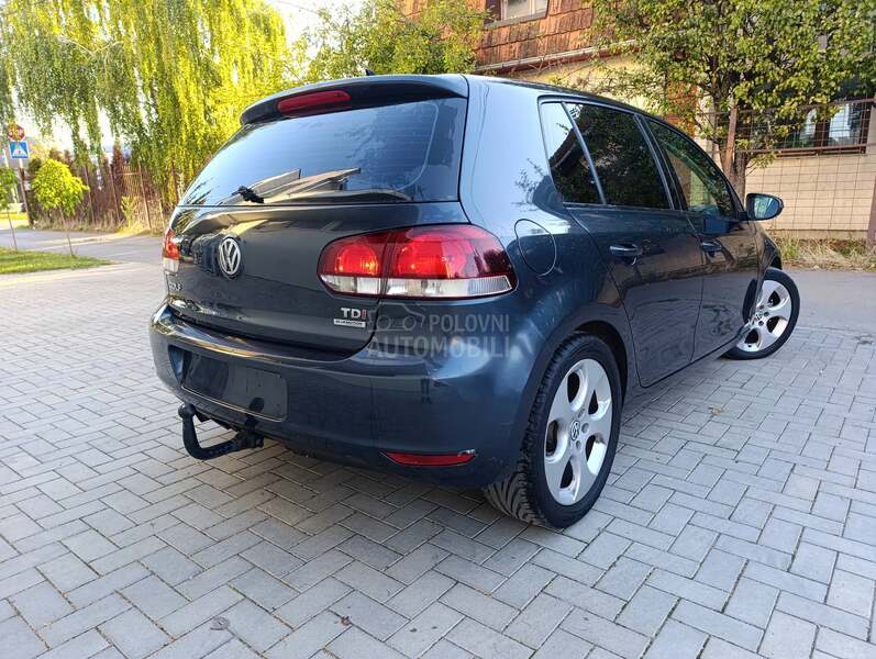 Volkswagen Golf 6 1.6 tdi 105